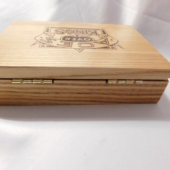 Aces Over Kings Two Decks of Poker Cards in Wood Box Sealed Decks - Picture 3 of 8